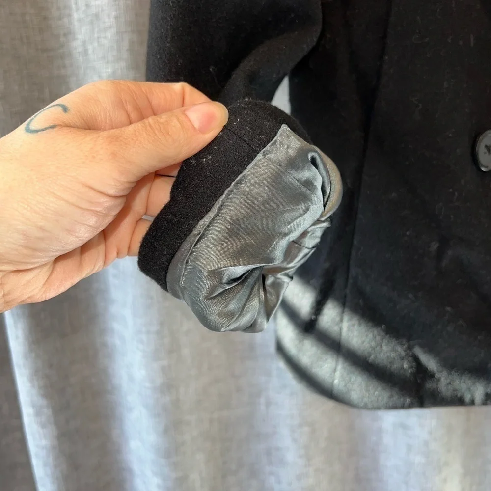 𝅺WOMENS J. Crew small pea coat